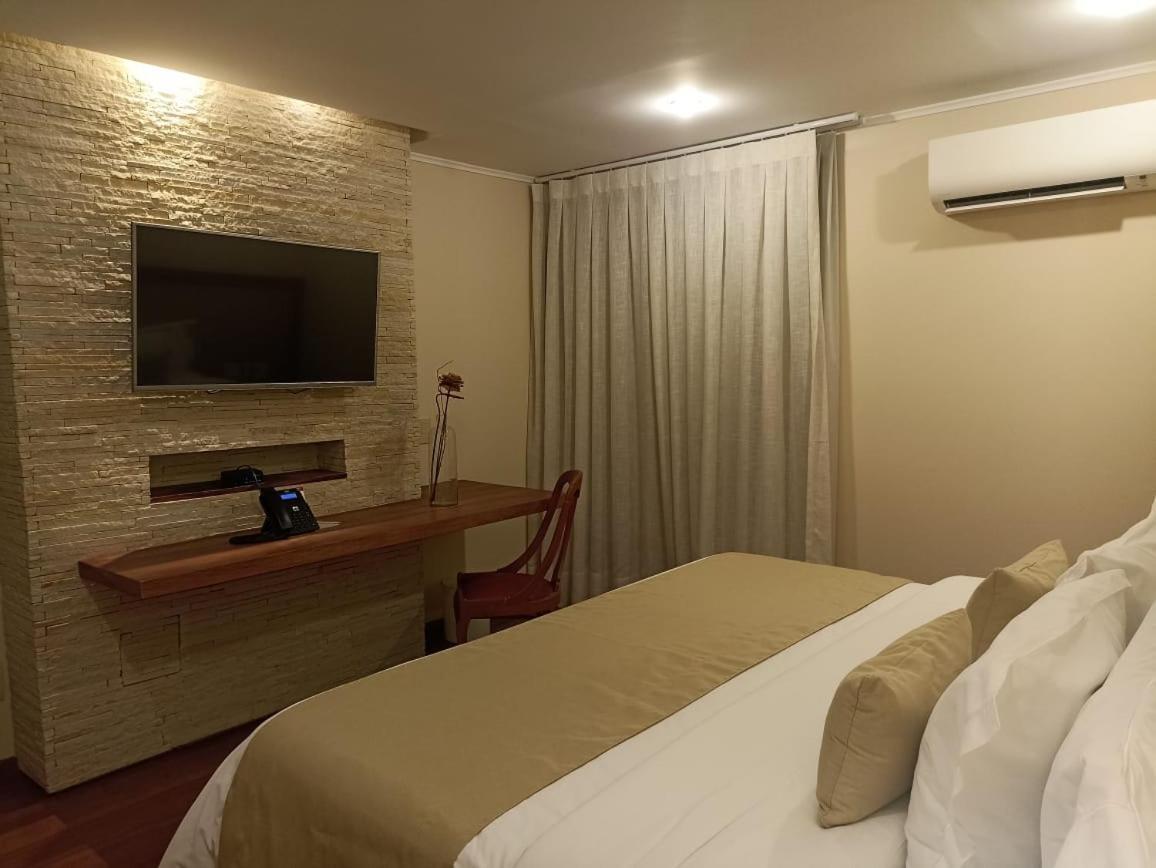 Hotel Villa Rossa São Roque Esterno foto